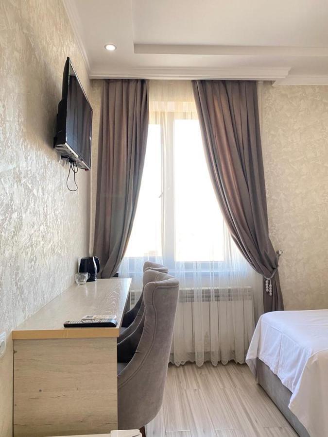 Comfort Hotel Turkistan Exteriér fotografie